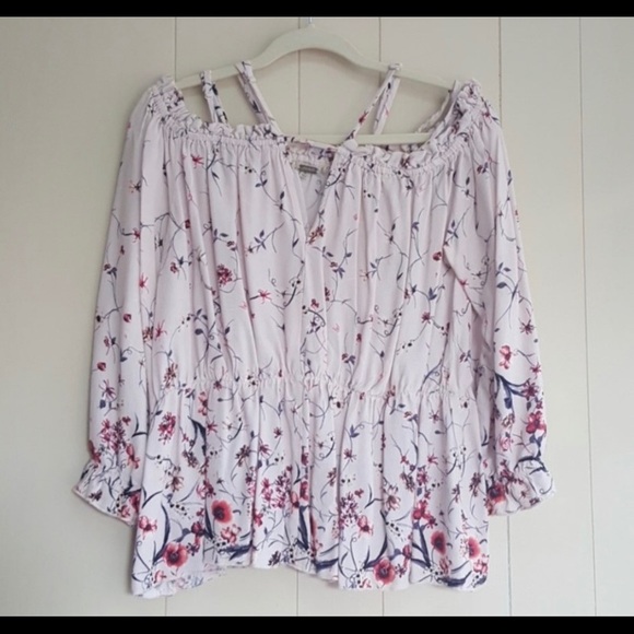 gimmicks by BKE Tops - gimmicks by BKE top